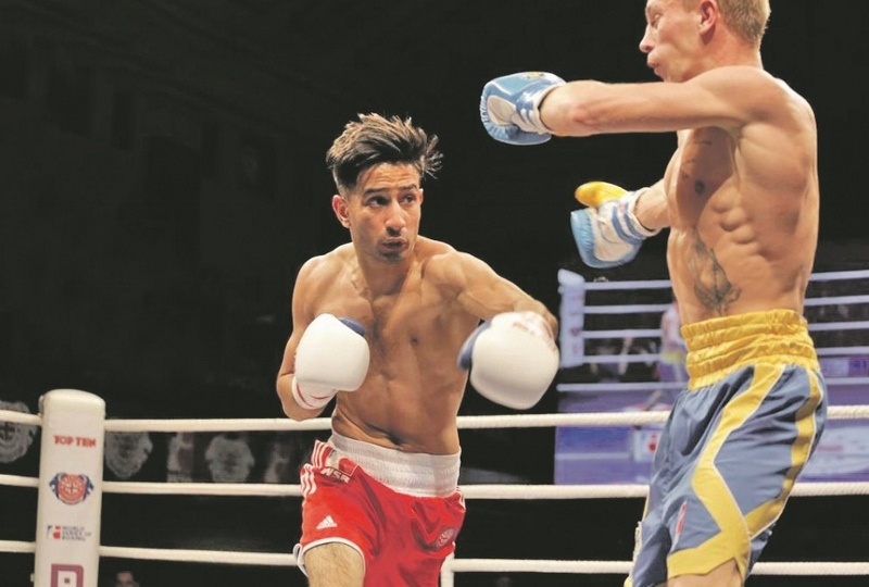 FIGHT: Ashfaq and Myola Butsenko were tied on points going into the final round with the Brit edging the closing stages