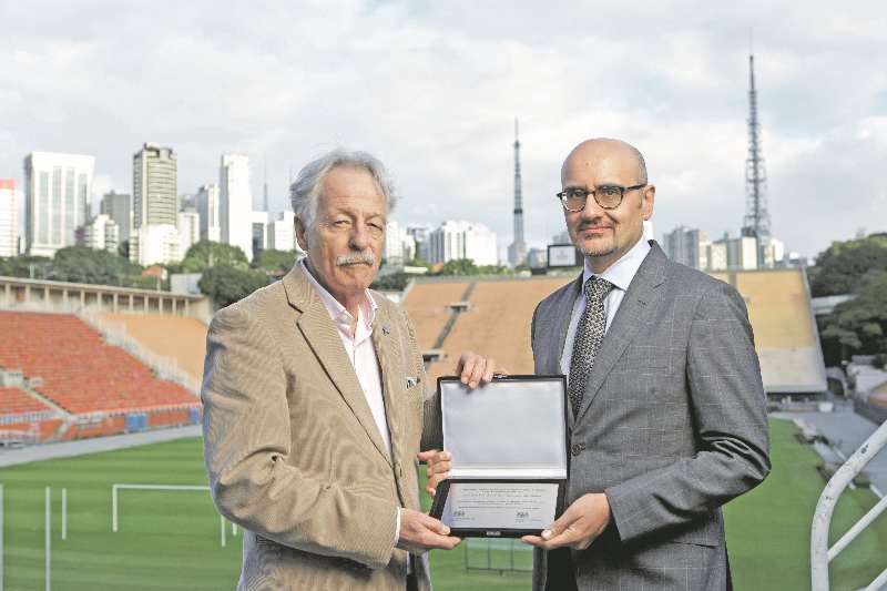TTRIBUTE: Deputy Head of Mission for the British Embassy in Brazil, Wasim Mir (right), unveiled the plaque at Sao Paulo’s Museum of Football with director Luiz Bloch