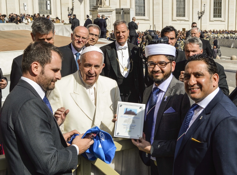 INTERFAITH: Imam Qari Asim and Ikram Butt met with His Holiness Pope Francis last weekend