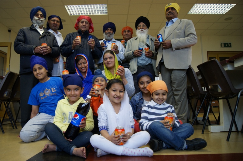 LUSCIOUS LIQUIDS: Members of the Guru Nanak Sikh Temple will hand out free drinks and food to people in Bradford next month