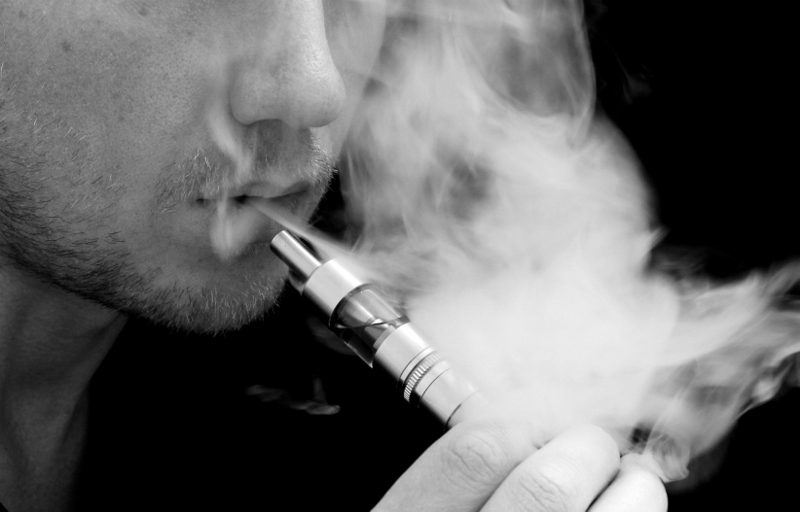 ecig (800x512) WARNING: Researchers found higher levels of toxins in flavours such as menthol, bubblegum and coffee in comparison to fruitier options