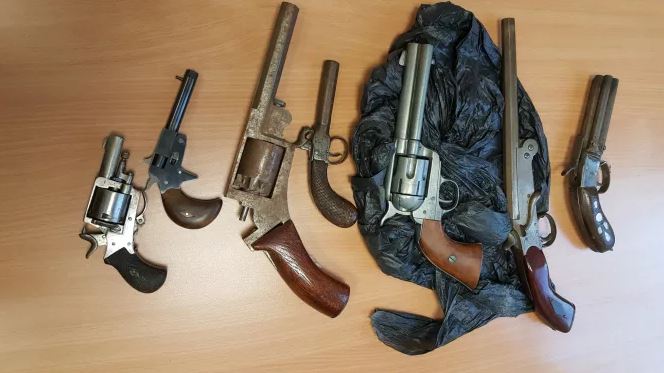 Weapons handed into police at Islington