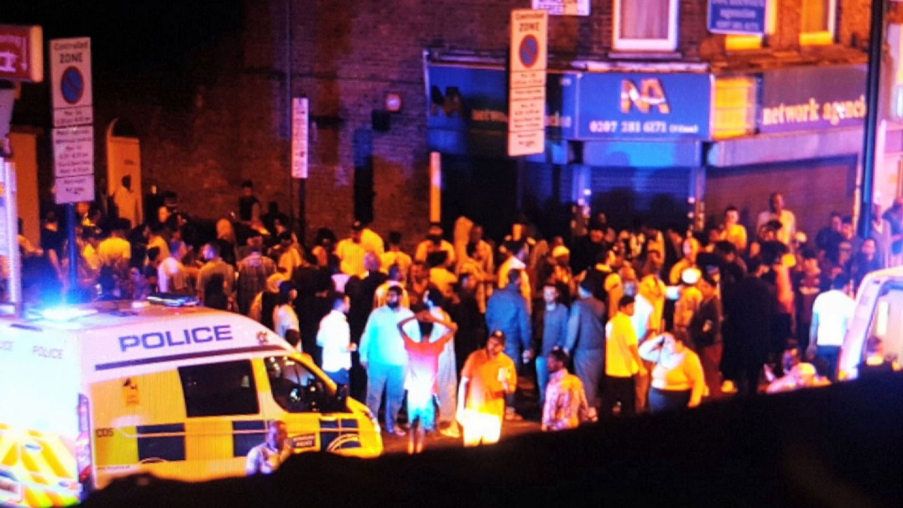 Finsbury mosque worshippers fajr prayers CAP: HOLDING FAITH: Members of the congregation offered their Fajr prayers at the site of the attack this morning