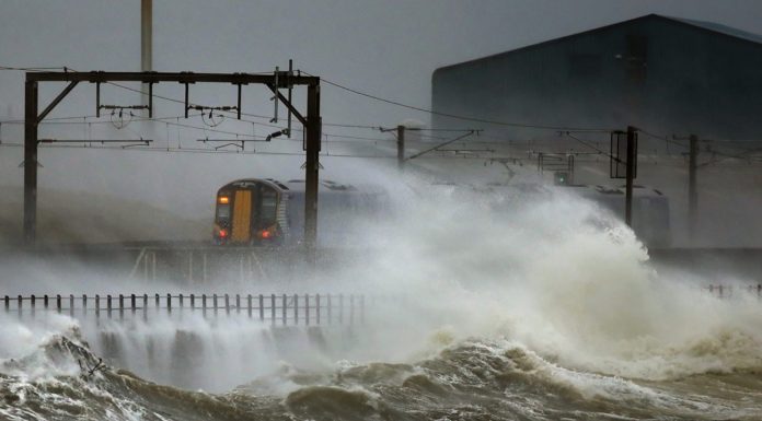 What are your rights when you can’t get to work due to bad weather