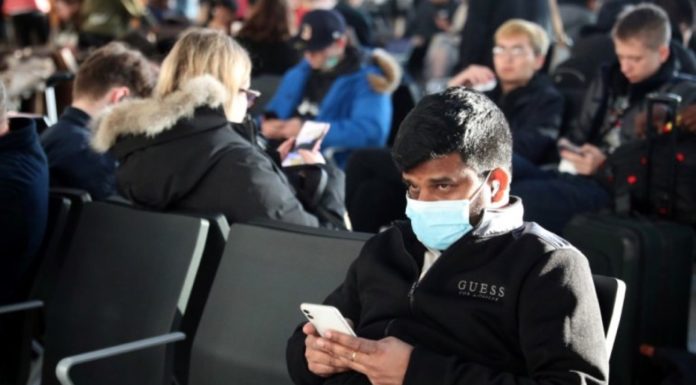 Britons advised to avoid all non-essential travel abroad