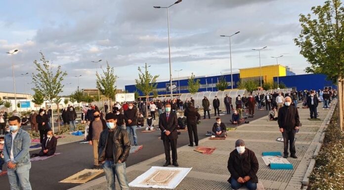 AWESOME: Germany IKEA lends car park for Eid prayers