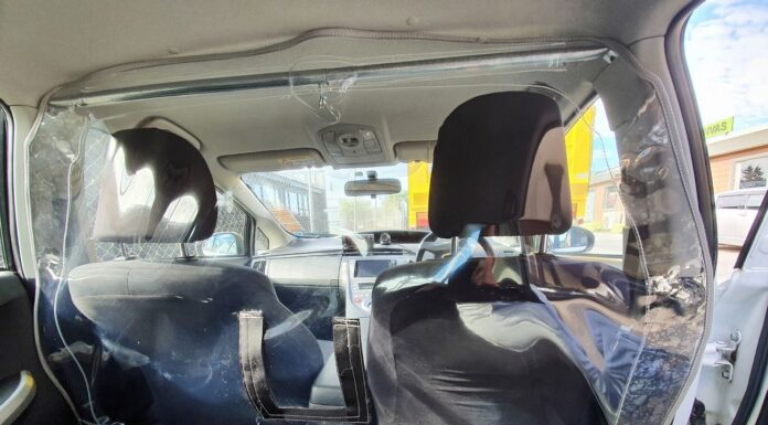 TAXI PROTECTION: Temporary safety screen installation
