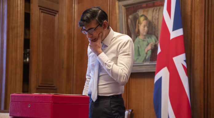SPENDING REVIEW: £Billions to help tackle Covid-19 next year