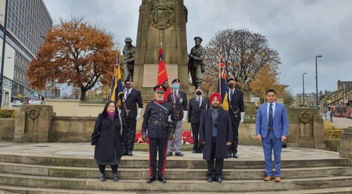 Sikh and Hindu community leaders honour fallen war heroes