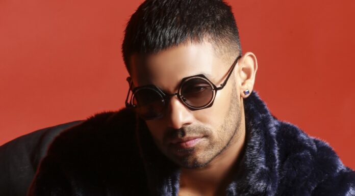 Jaz Dhami and Sama Blake giving us sexy pop vibes