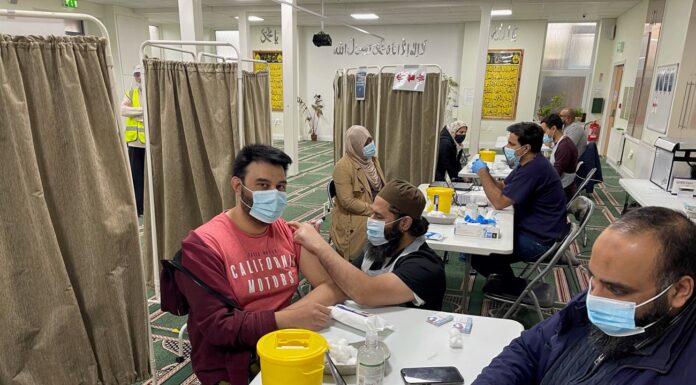 Booster Bookings Boom: NHS delivers 13 Million top-up jabs
