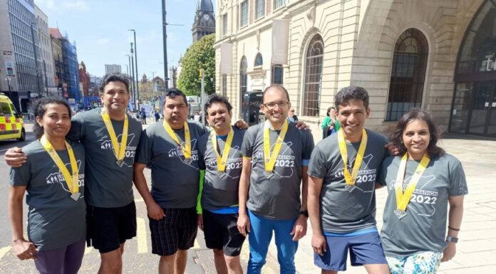 Currywatchers on the go! Walking, jogging and running with mission to encourage healthier lifestyles