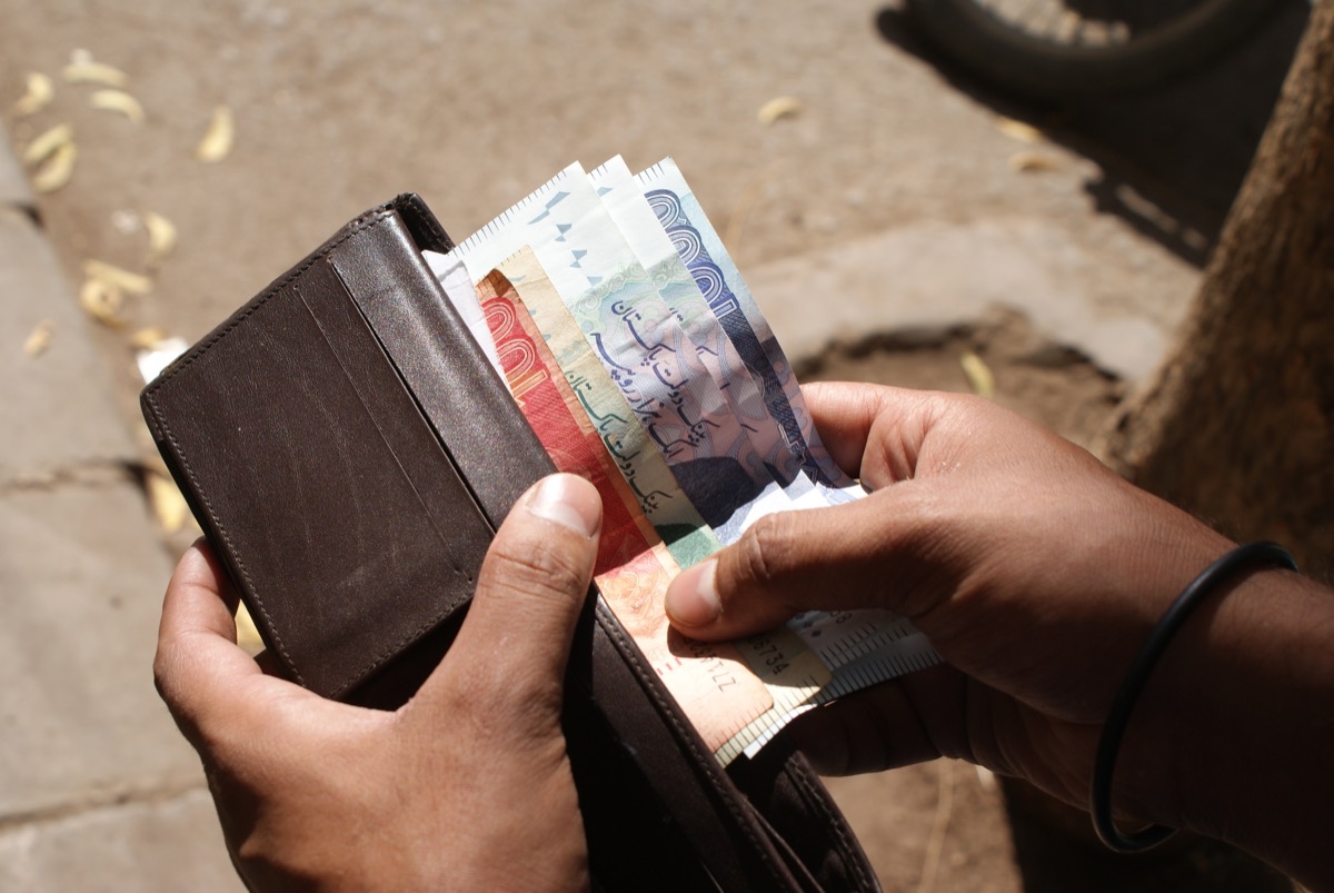 Asian Express Newspaper – Rising inflation has heavy impact on sending money to family overseas