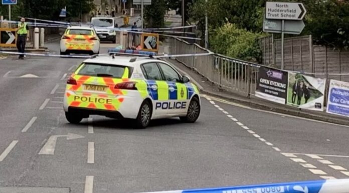 HUDDERSFIELD: Boy, 16, arrested on suspicion of murder after 15-year-old stabbed to death