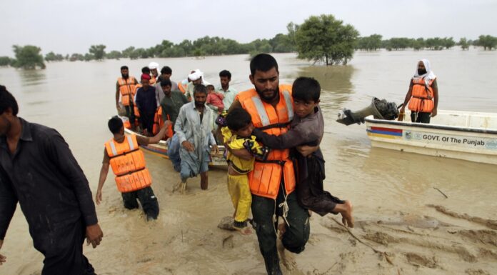 Pakistan Floods: Wrecked lives, half a million homeless