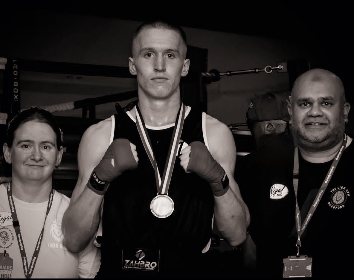 Asian Express Newspaper – Bradford boxing gym backs Jamie Broom hoping for first Yorkshire title Asian Express Newspaper – Bradford boxing gym backs Jamie Broom hoping for first Yorkshire title