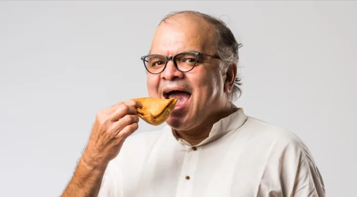 Samosa personalities: How do you eat yours?