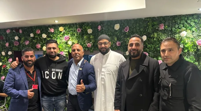 Dewsbury fundraiser for AJK hospital sees biggest single donation