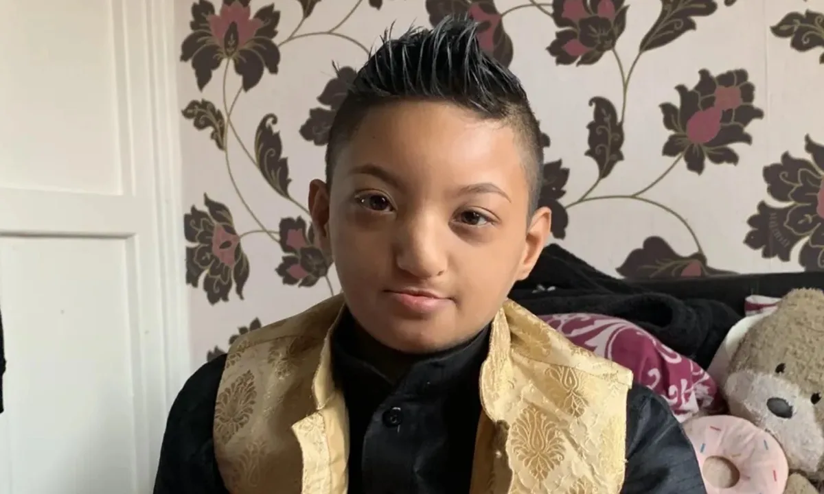Asian Express Newspaper – Race against time: 12-year-old Kayan’s fight for life after kidney failure linked to tainted medication